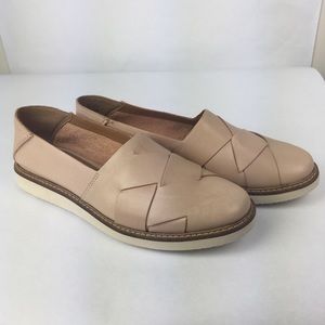 Clarks Artisan Glick Harvest Flats NWOT
